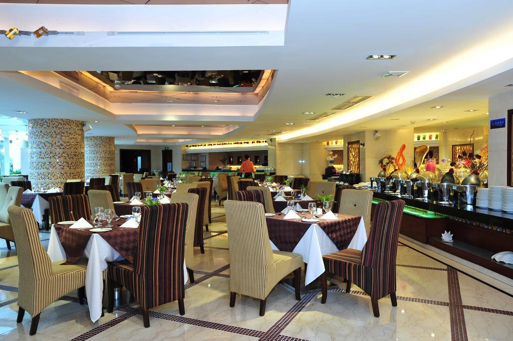 The Royal Marina Plaza Hotel Гуанчжоу Экстерьер фото