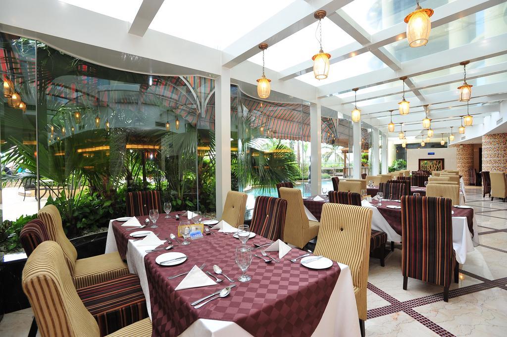 The Royal Marina Plaza Hotel Гуанчжоу Экстерьер фото