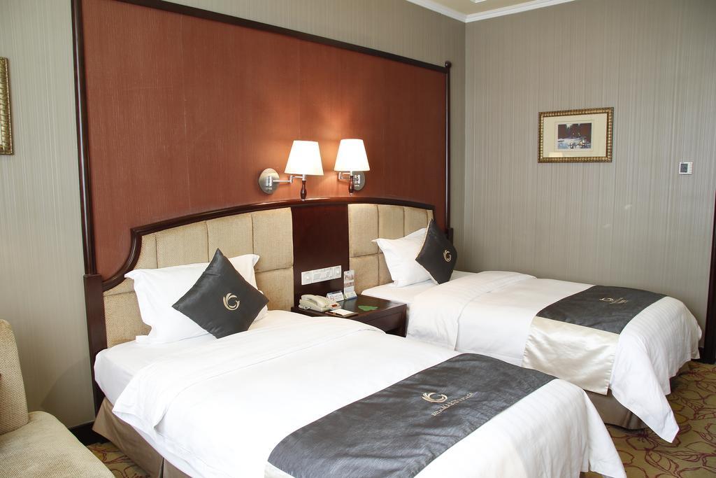 The Royal Marina Plaza Hotel Гуанчжоу Экстерьер фото